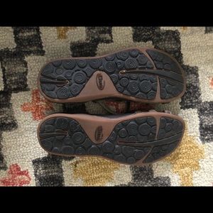 Strappy leather Chaco sandals!